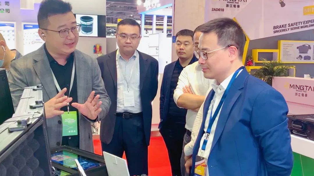 %title插图%num %title插图%num