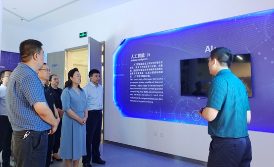 %title插图%num %title插图%num