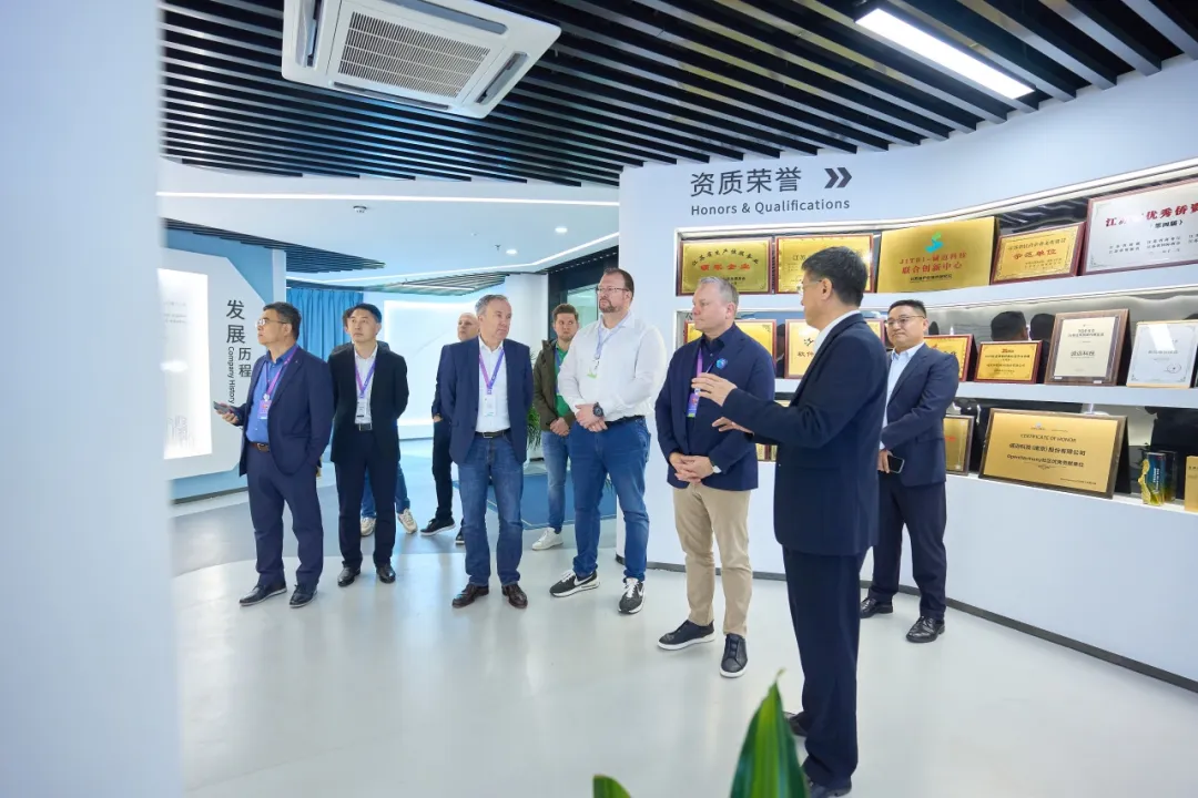 %title插图%num %title插图%num