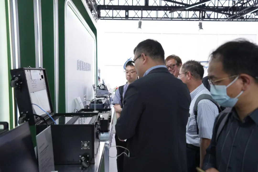 %title插图%num %title插图%num