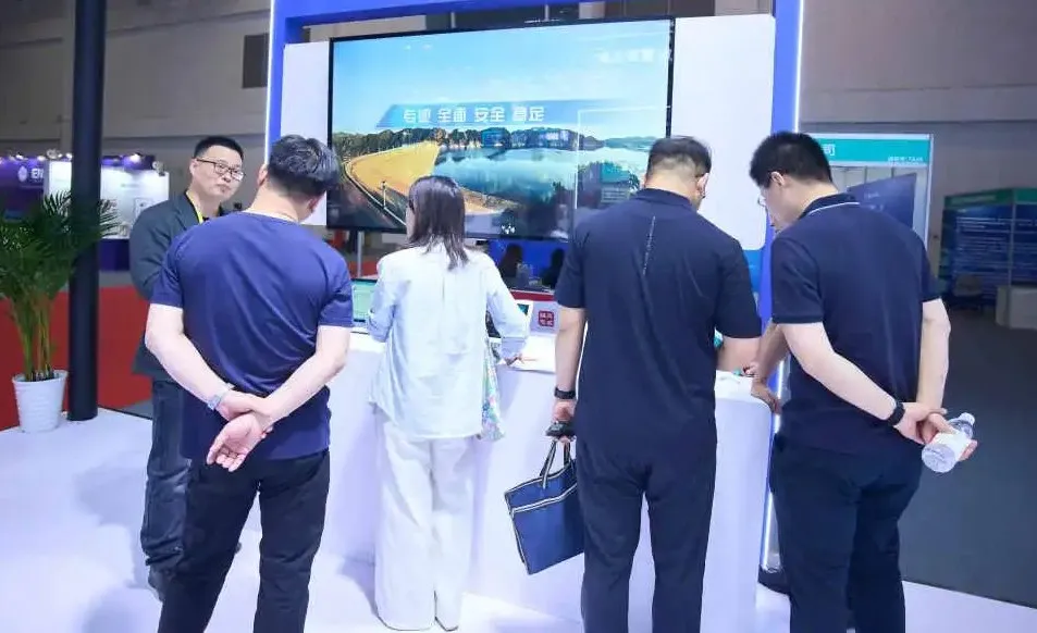 %title插图%num %title插图%num