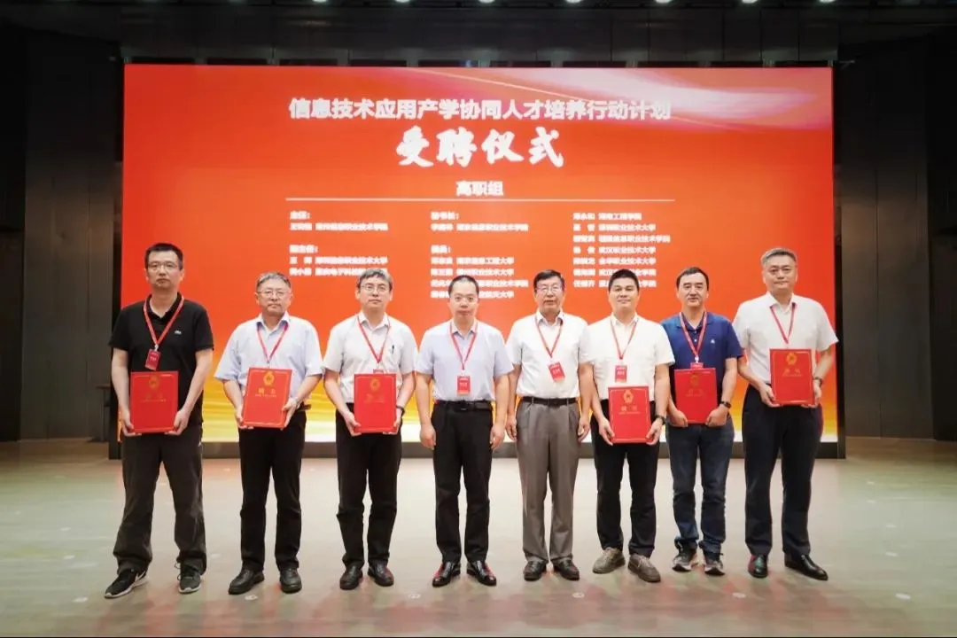 %title插图%num %title插图%num